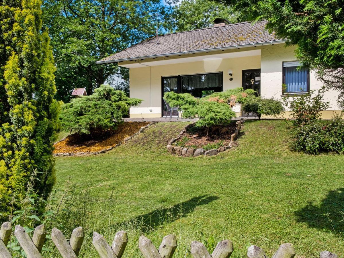 Idyllic Bungalow In Feusdorf With Forest View Екстер'єр фото